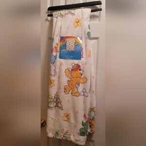 CARE BEARS WHITE CHRISTMAS THROW BURLINGTON  Viral Rare 50 X 70 Hard To Find